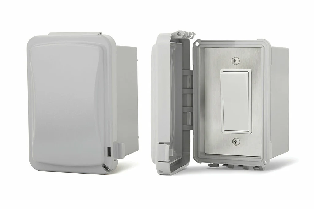 Infratech On Off Switch Single Surface Mount with Weatherproof Box